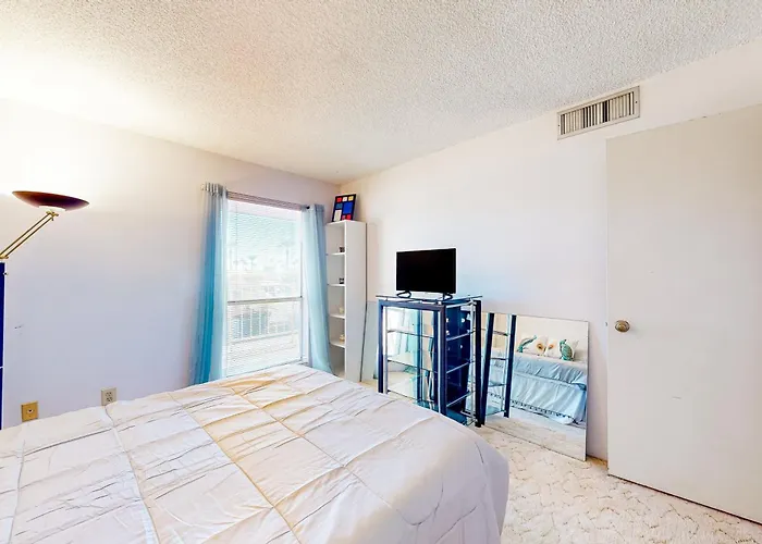 The Palm Searcher, Unit 344 Holiday home *