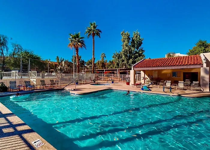 The Palm Searcher, Unit 344 Holiday home